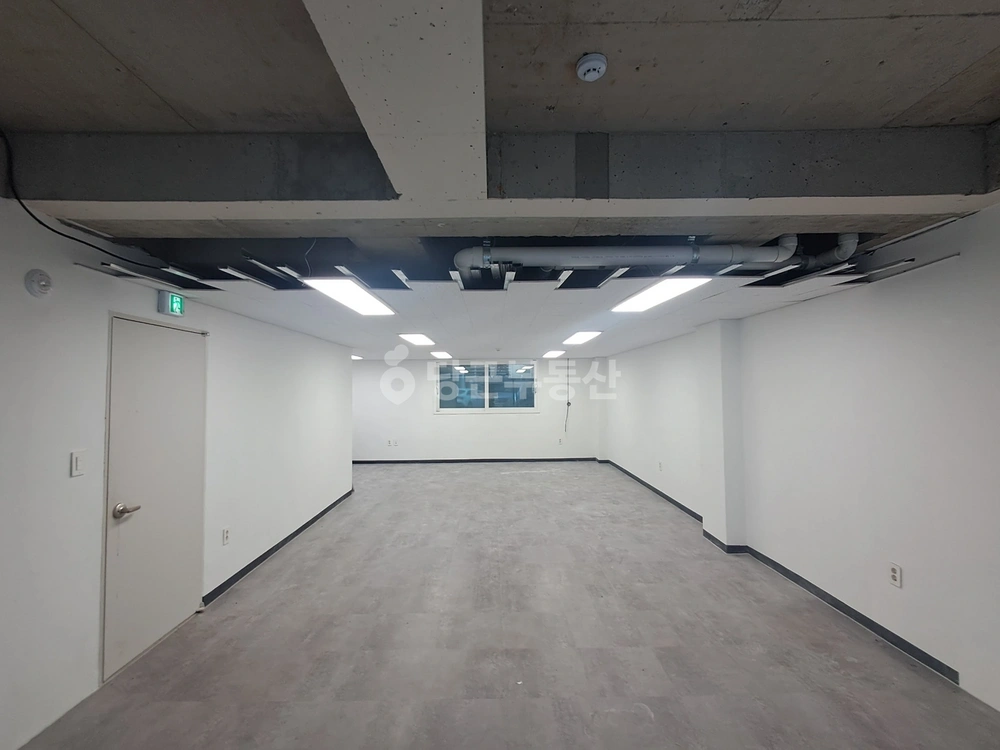 서울특별시 서초구 방배동 상가 사진 1