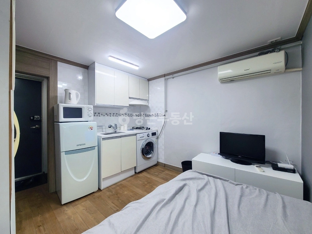 서울특별시 서초구 반포동 원룸 사진 1