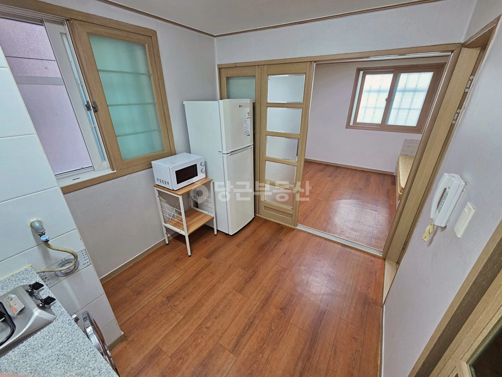 부산광역시 남구 대연동 원룸 사진 1