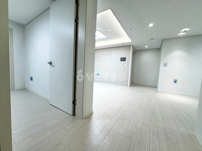 부산광역시 동래구 수안동 아파트 사진 1