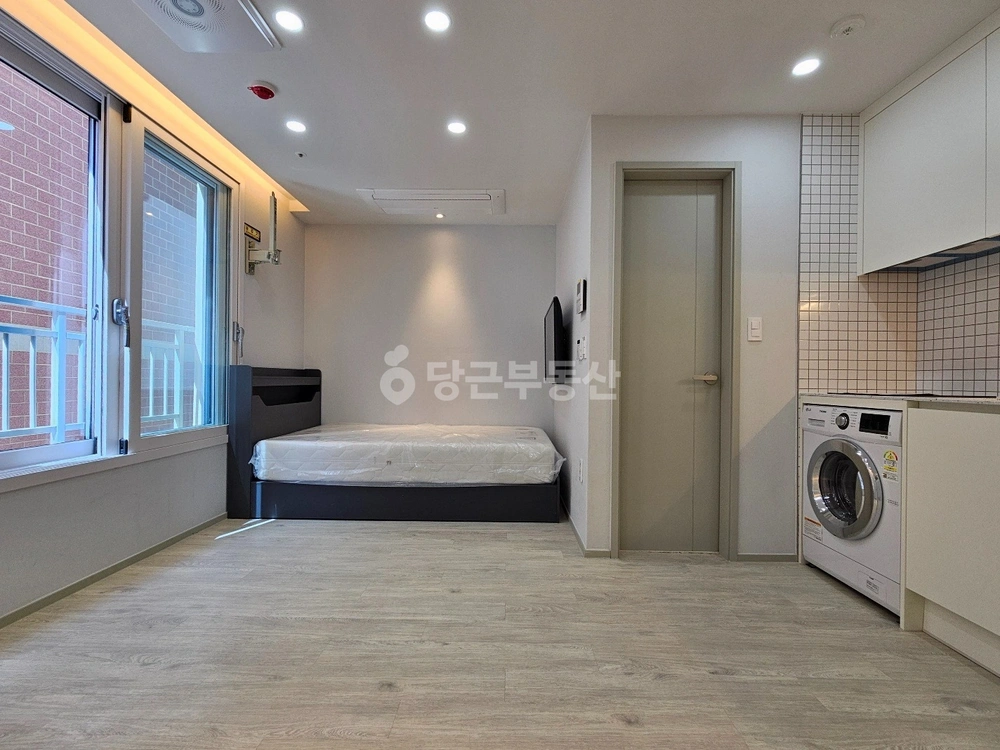 부산광역시 남구 대연동 원룸 사진 1