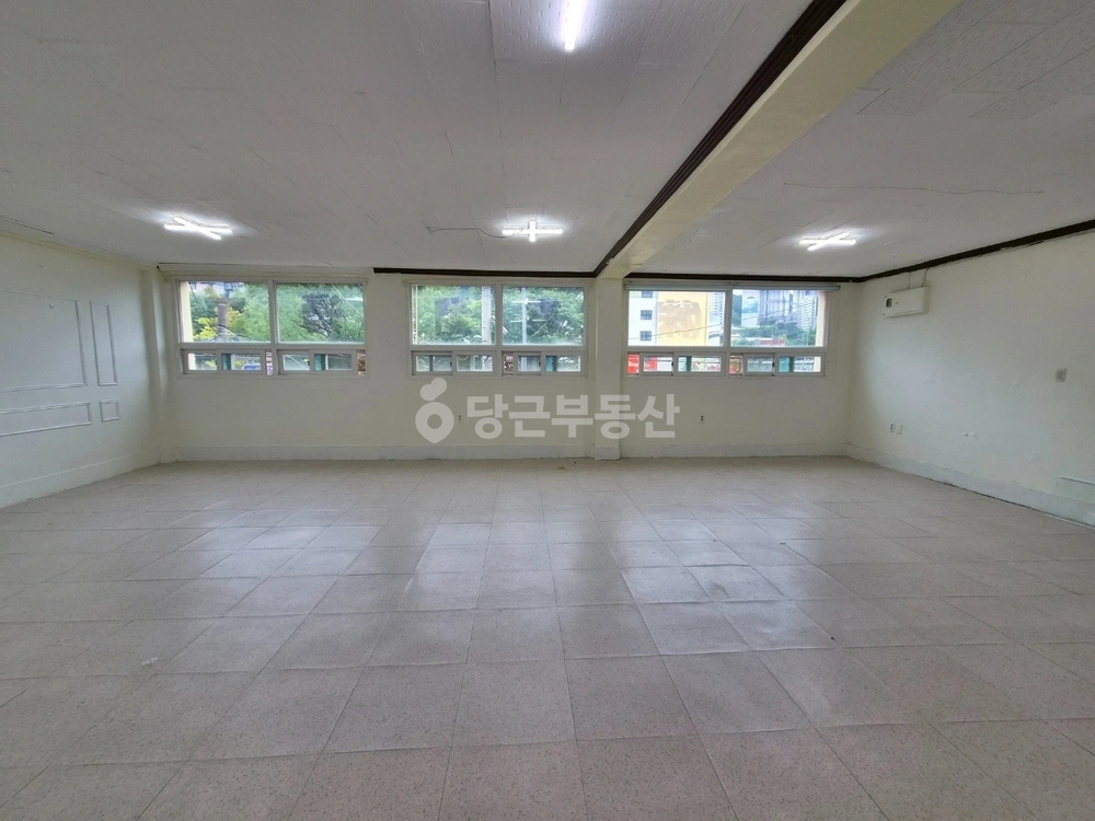부산광역시 부산진구 범천동 상가 사진 1