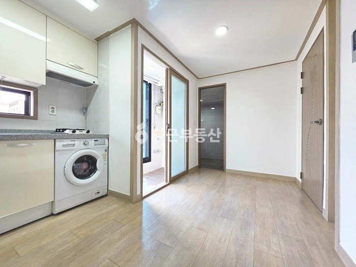 부산광역시 동래구 온천동 오피스텔 사진 1
