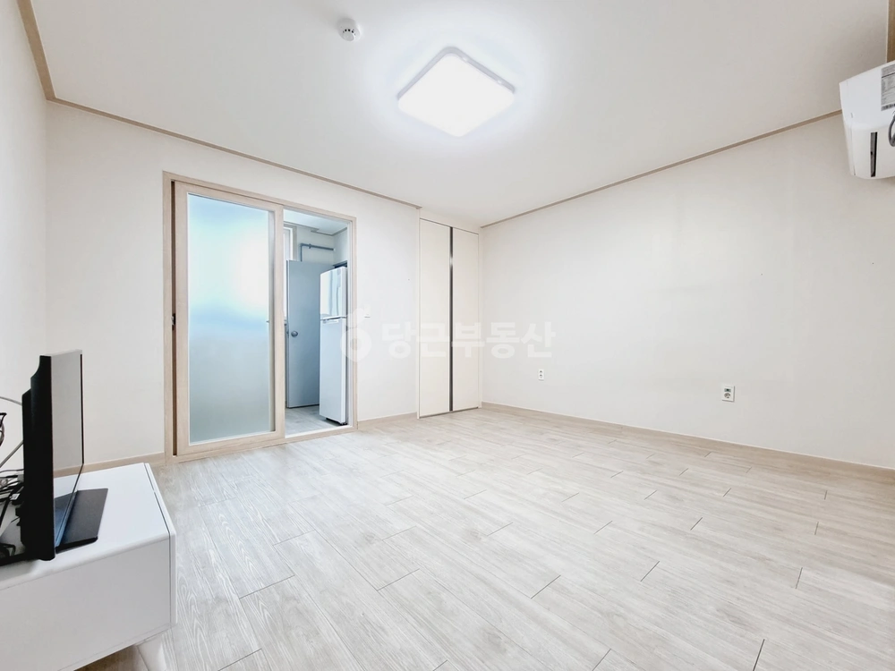 부산광역시 연제구 거제동 오피스텔 사진 1