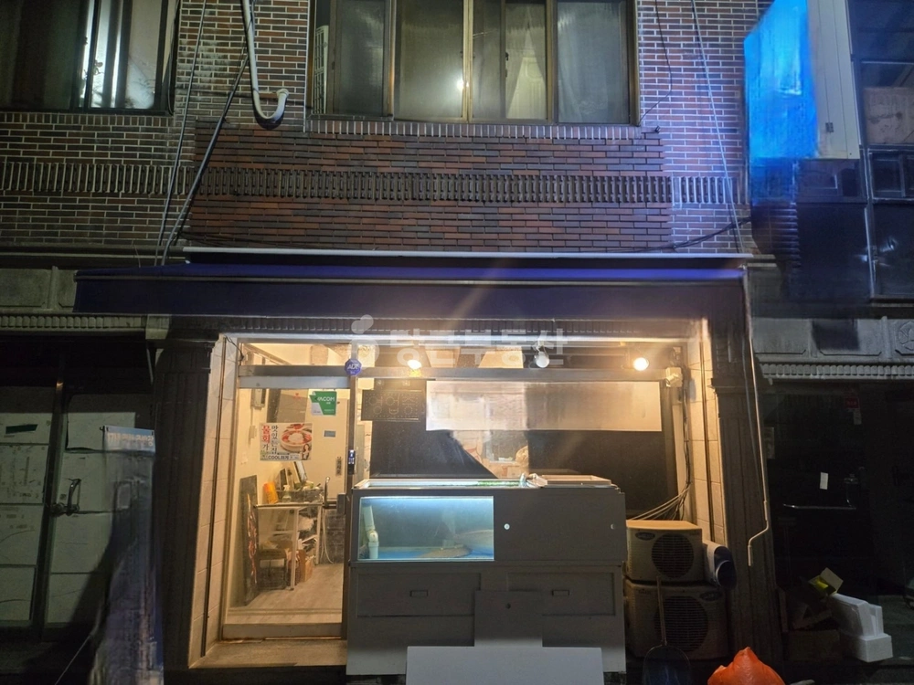 부산광역시 연제구 연산동 상가 사진 1