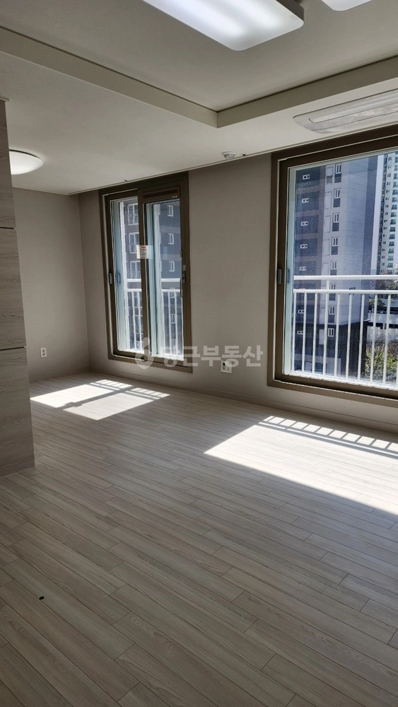 부산광역시 부산진구 부암동 아파트 사진 1