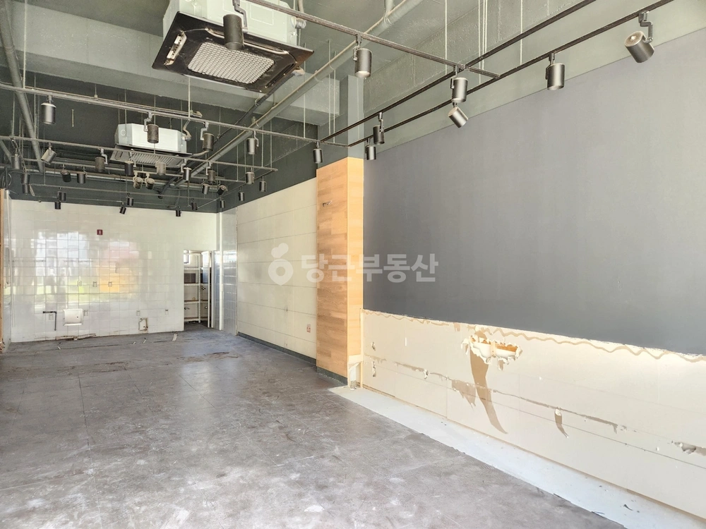 전북특별자치도 전주시 덕진구 송천동1가 상가 사진 1