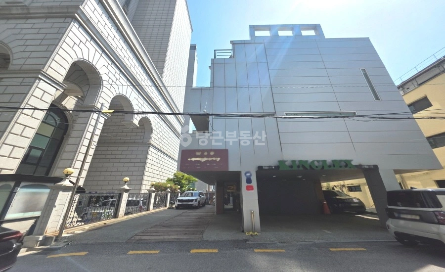서울특별시 강남구 논현동 사무실 사진 1