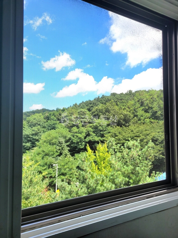경기도 고양시 일산동구 중산동 아파트 사진 1