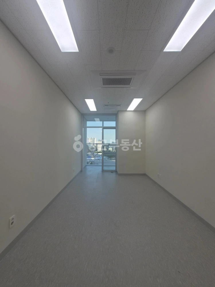 인천광역시 연수구 송도동 사무실 사진 1