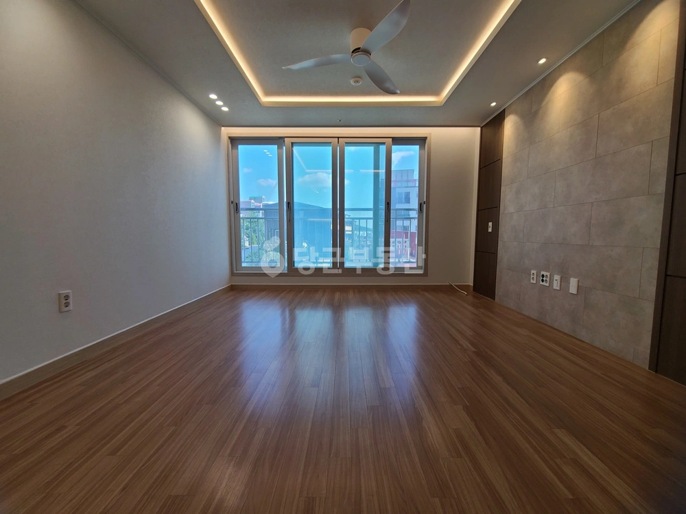 부산광역시 동래구 사직동 아파트 사진 1