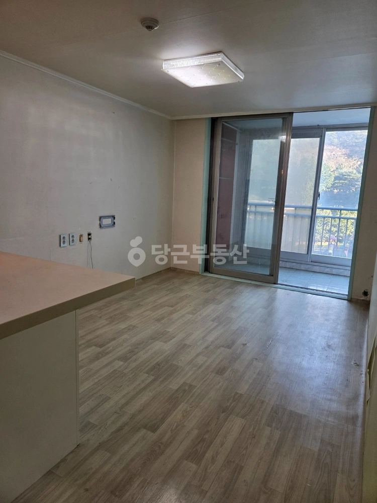 부산광역시 남구 대연동 아파트 사진 1