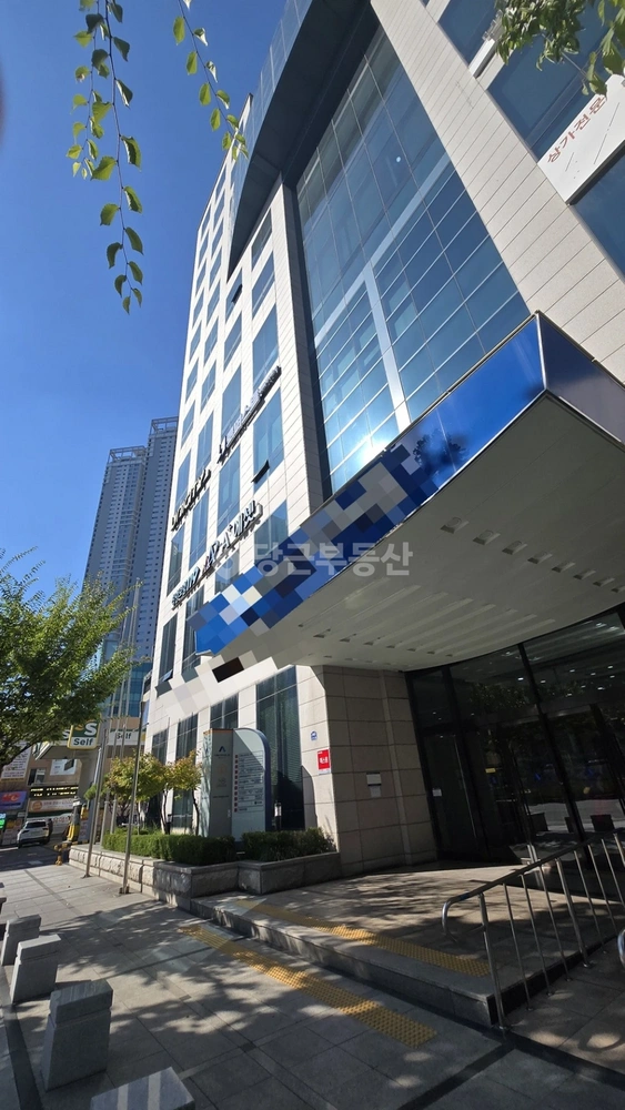 대구광역시 수성구 범어동 상가 사진 1