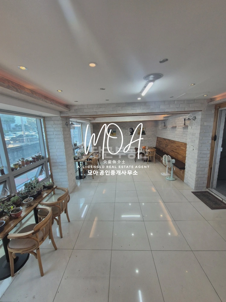 전남광주통합특별시 북구 삼각동 상가 사진 1