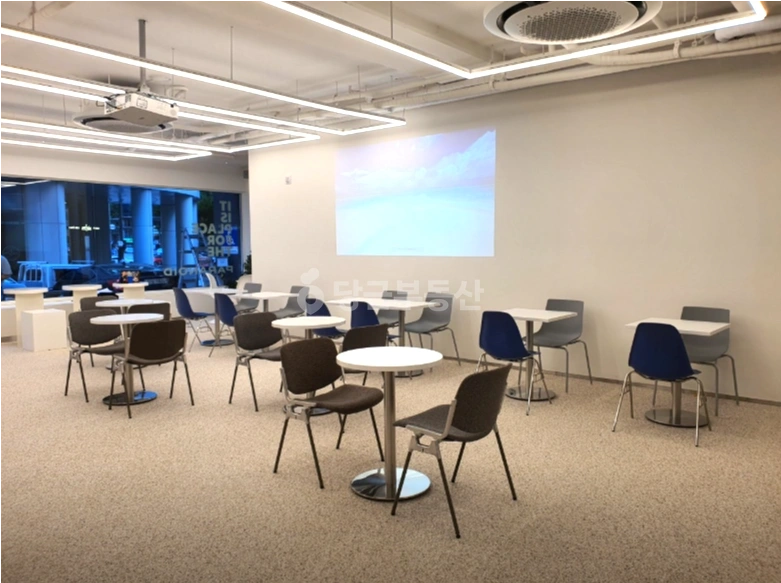 서울특별시 강남구 역삼동 상가 사진 1