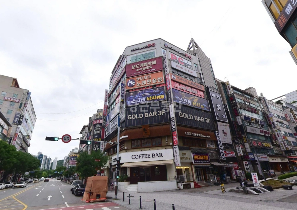 경기도 수원시 영통구 영통동 상가 사진 1