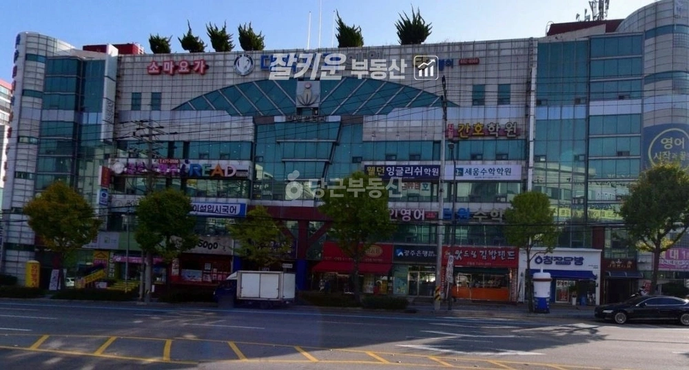 전남광주통합특별시 남구 진월동 상가 사진 1