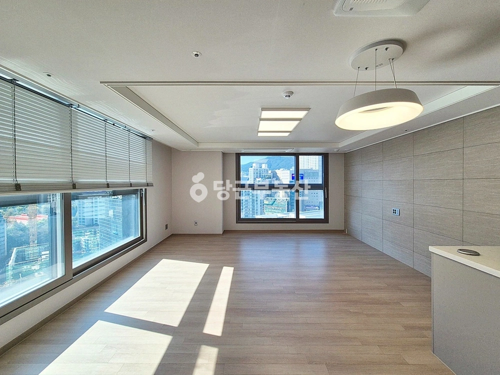 부산광역시 부산진구 부전동 아파트 사진 1