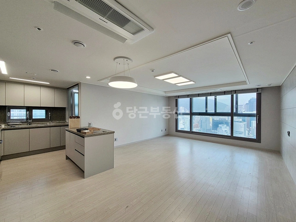 부산광역시 부산진구 부전동 아파트 사진 1