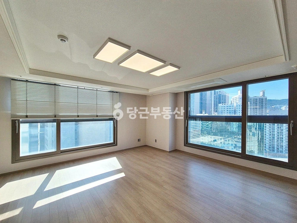 부산광역시 부산진구 부전동 아파트 사진 1