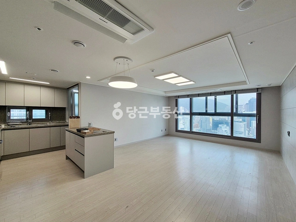 부산광역시 부산진구 부전동 아파트 사진 1