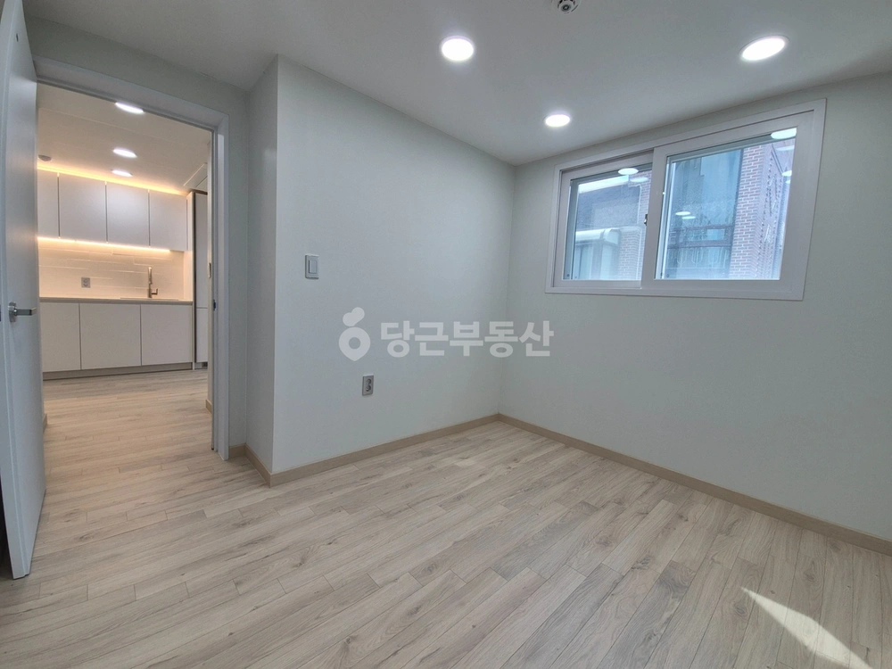 서울특별시 강남구 역삼동 원룸 사진 1