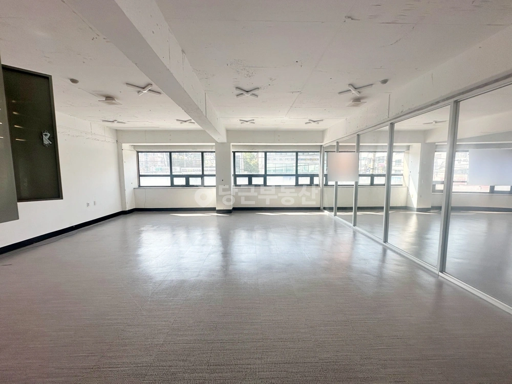 경기도 안산시 상록구 본오동 상가 사진 1