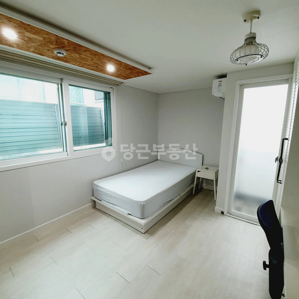 대전광역시 유성구 신성동 원룸 사진 1