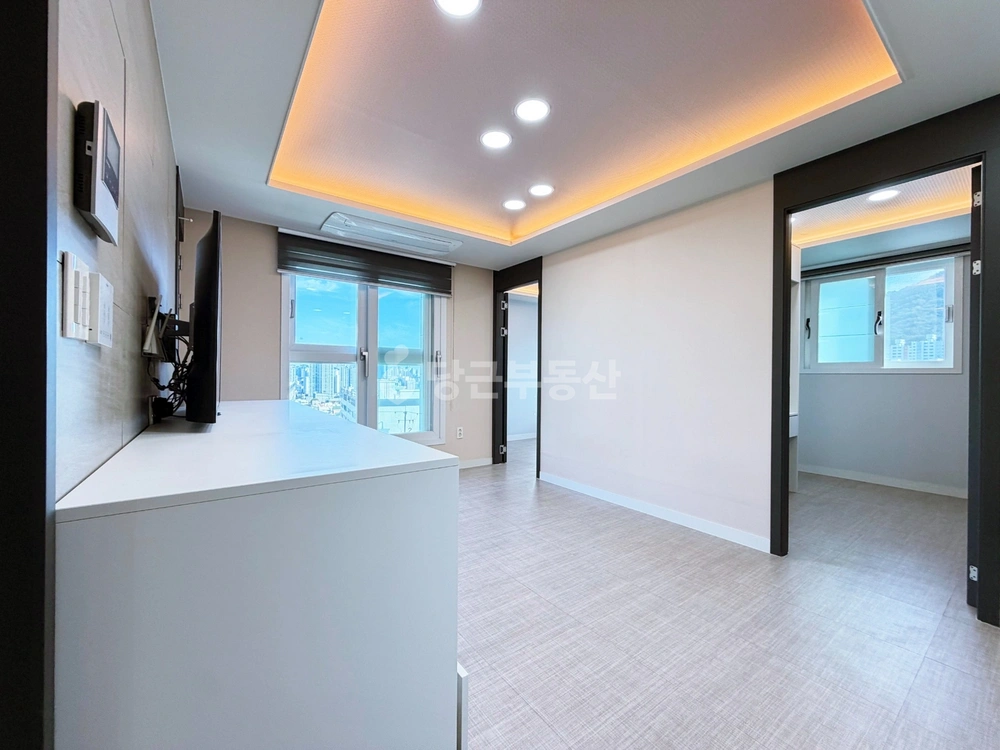 부산광역시 수영구 망미동 빌라(투룸 이상) 사진 1