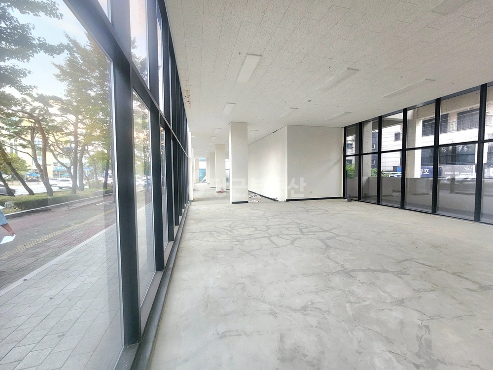 경기도 수원시 권선구 권선동 상가 사진 1