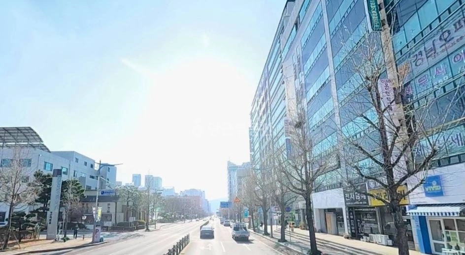 경상남도 창원시 성산구 용호동 상가 사진 1