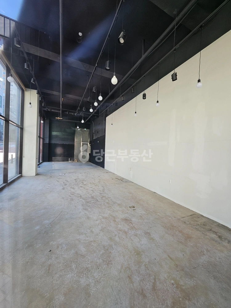 전북특별자치도 전주시 완산구 서신동 상가 사진 1