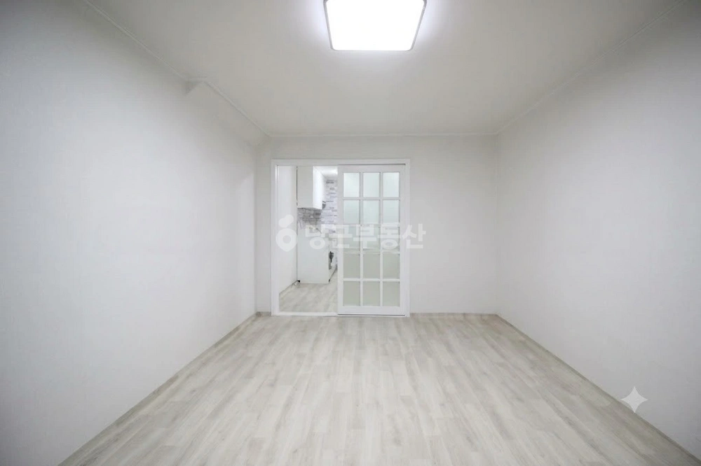 서울특별시 강남구 논현동 원룸 사진 1