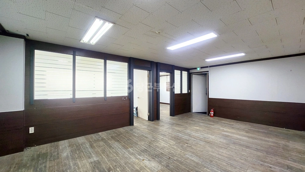 대전광역시 서구 탄방동 상가 사진 1