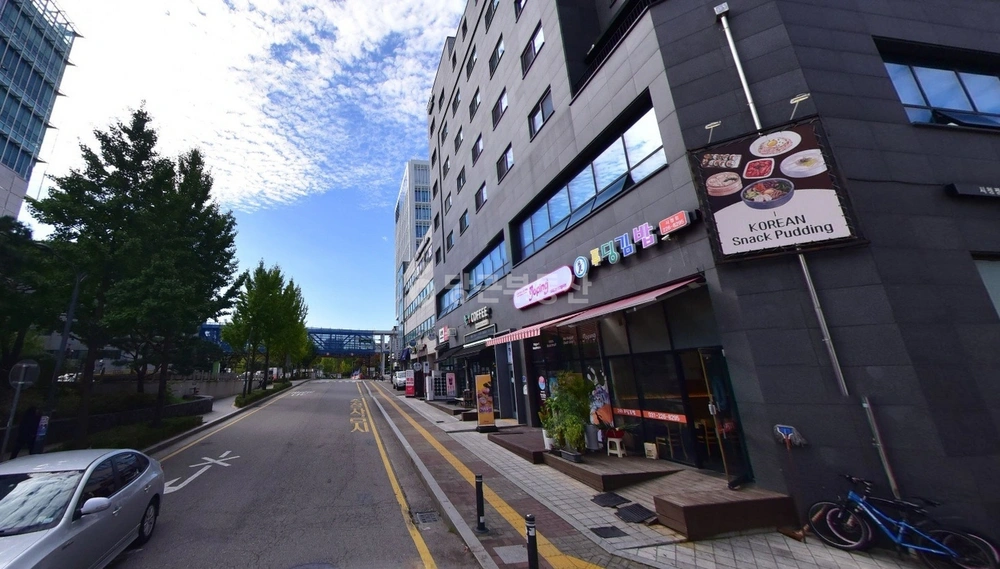 경기도 수원시 팔달구 인계동 상가 사진 1