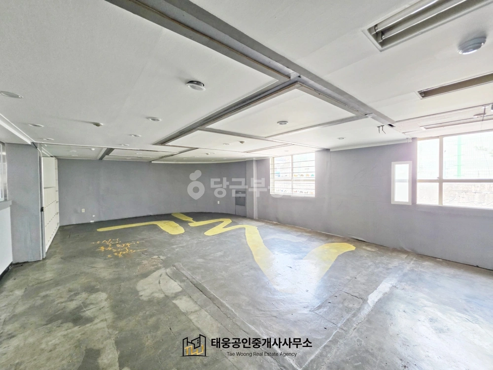 대전광역시 유성구 상대동 상가 사진 1