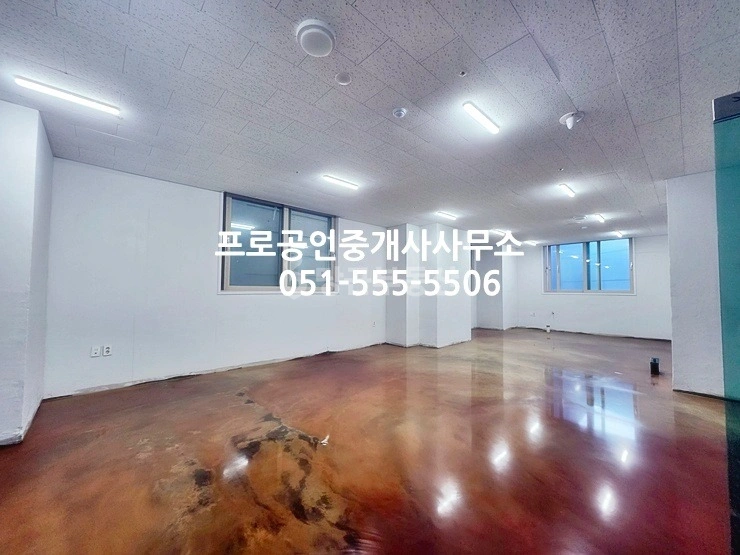 부산광역시 동래구 온천동 상가 사진 1