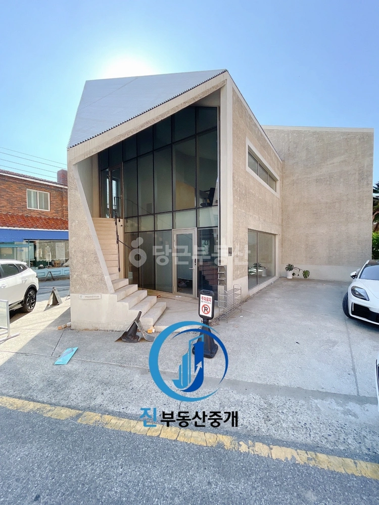 전남광주통합특별시 동구 동명동 상가 사진 1