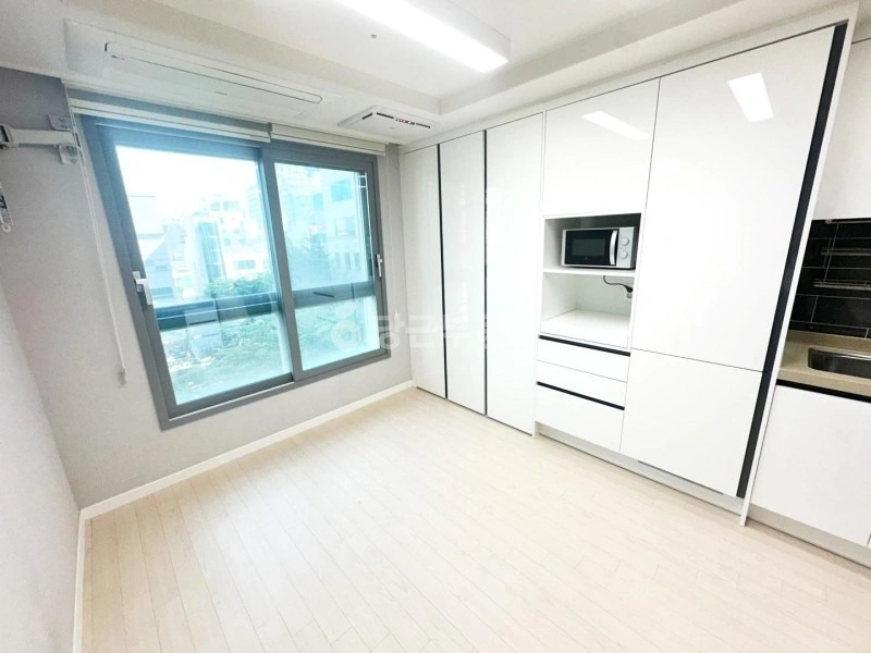 서울특별시 강남구 역삼동 오피스텔 사진 1