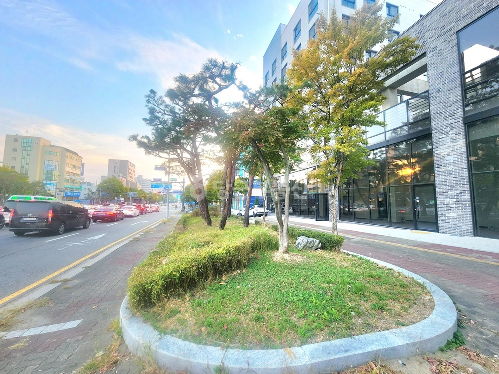 경기도 수원시 권선구 권선동 상가 사진 1