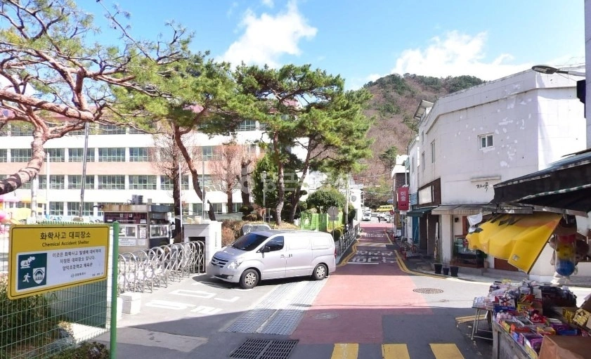경상남도 창원시 마산회원구 양덕동 상가 사진 1