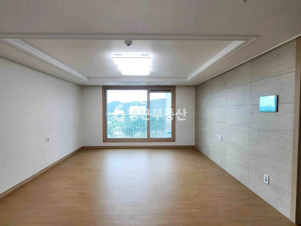 경상남도 창원시 진해구 제덕동 아파트 사진 1