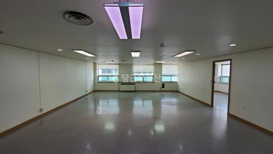 서울특별시 영등포구 여의도동 상가 사진 1
