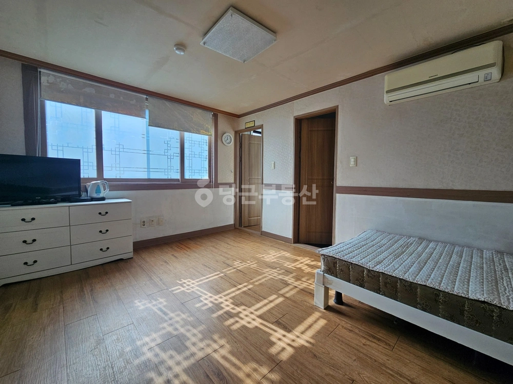 부산광역시 해운대구 재송동 원룸 사진 1