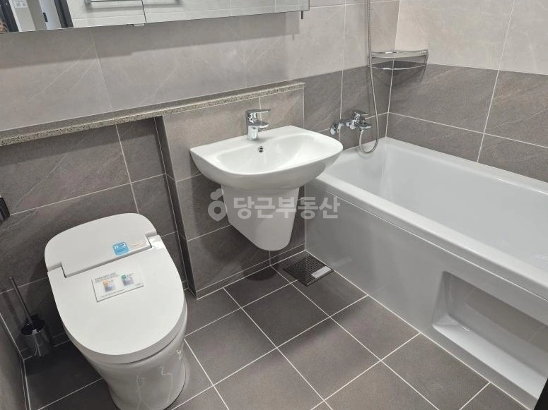 충청남도 천안시 동남구 용곡동 아파트 사진 1
