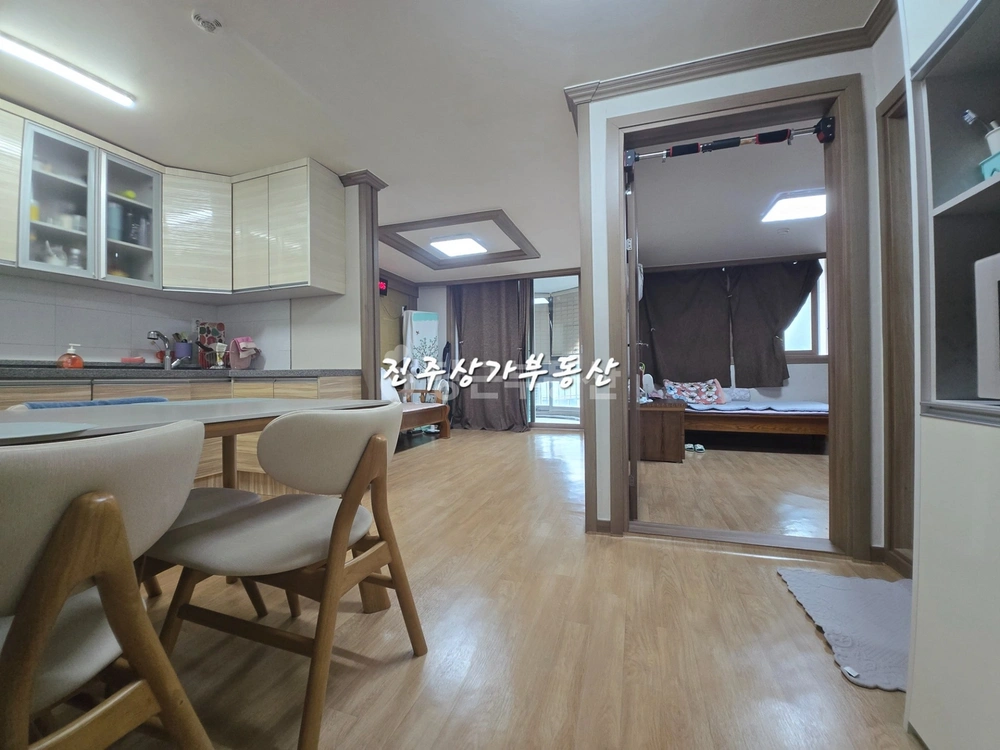 경상남도 진주시 평거동 아파트 사진 1