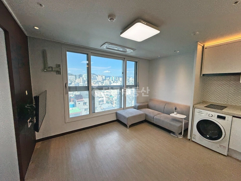부산광역시 수영구 민락동 오피스텔 사진 1