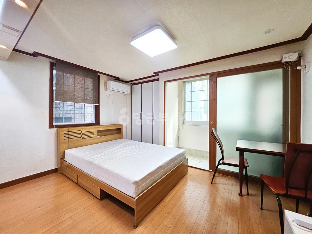 서울특별시 강남구 역삼동 원룸 사진 1