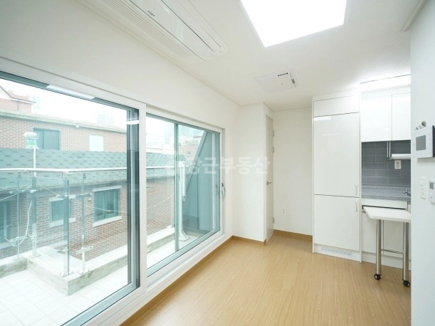 서울특별시 강남구 역삼동 원룸 사진 1