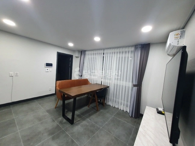 서울특별시 강남구 역삼동 원룸 사진 1